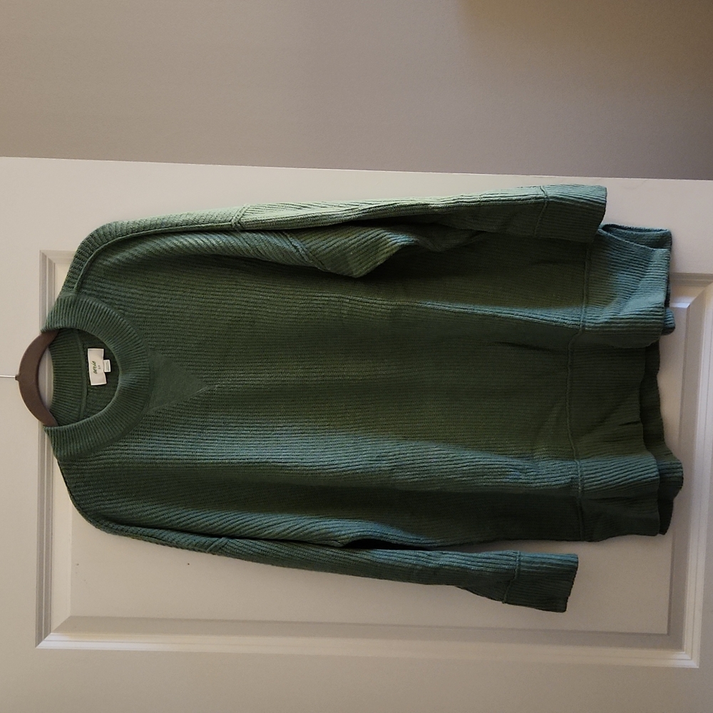 EUC Aerie Oversized Crewneck Sweater